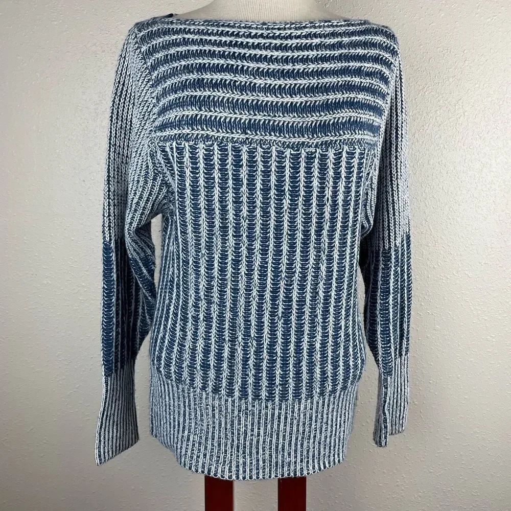 JohnPaulRichards Long Sleeve Sweater Size M EUC